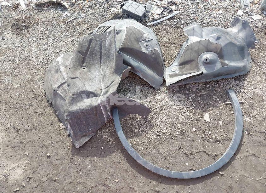 Photo 12 of 2021 Tesla Model Y LONG RANGE DUAL MOTOR ALL-WHEEL DRIVE (VIN 5YJYGDEE3MF246929)