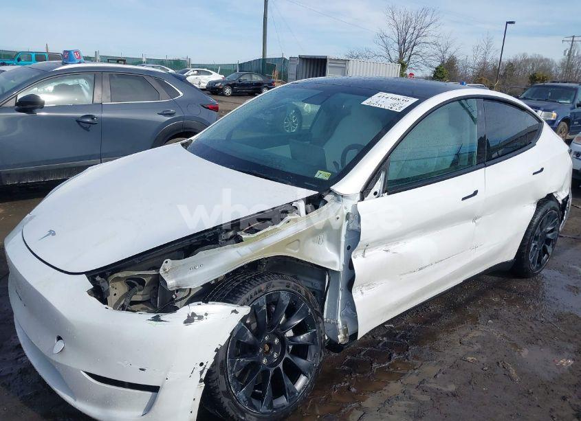 Photo 6 of 2021 Tesla Model Y LONG RANGE DUAL MOTOR ALL-WHEEL DRIVE (VIN 5YJYGDEE3MF246929)