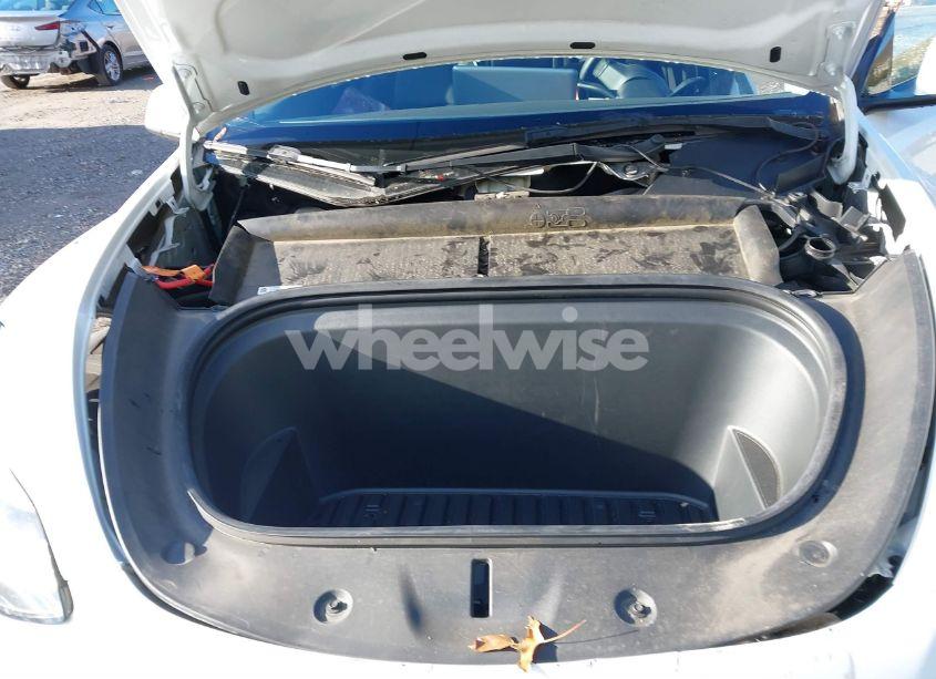 Photo 10 of 2021 Tesla Model Y LONG RANGE DUAL MOTOR ALL-WHEEL DRIVE (VIN 5YJYGDEE3MF299758)