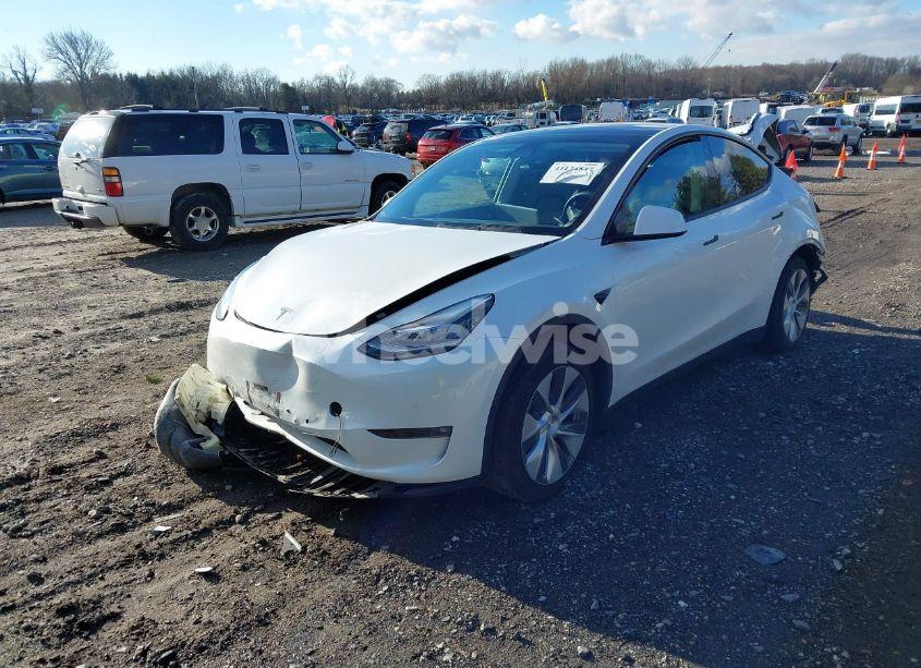 Photo 2 of 2021 Tesla Model Y LONG RANGE DUAL MOTOR ALL-WHEEL DRIVE (VIN 5YJYGDEE3MF299758)