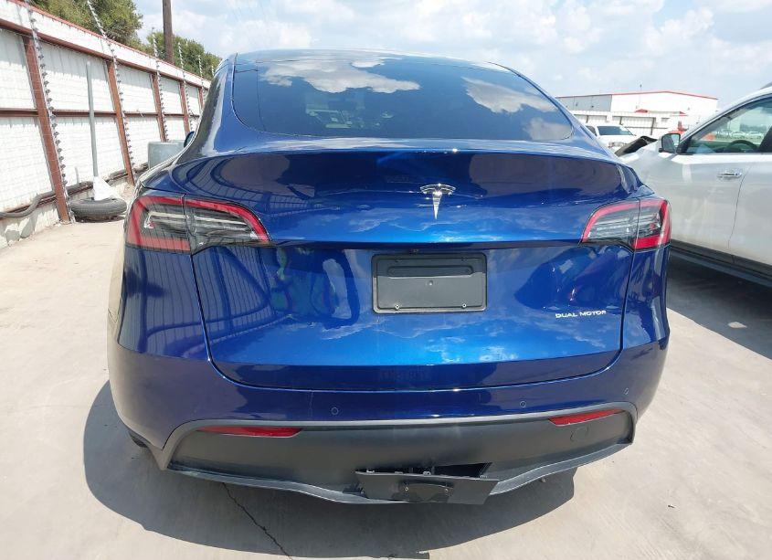 Photo 16 of 2021 Tesla Model Y LONG RANGE DUAL MOTOR ALL-WHEEL DRIVE (VIN 5YJYGDEE3MF300505)