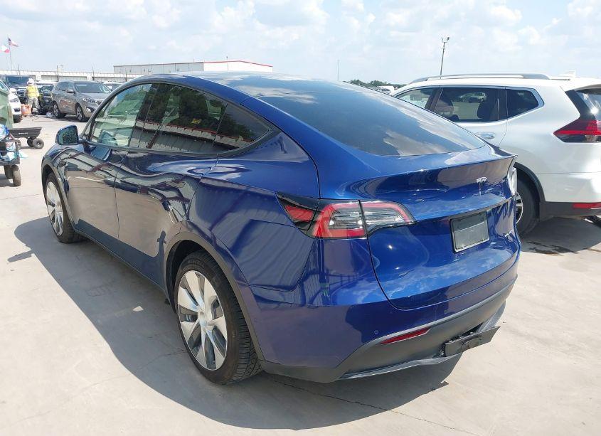 Photo 3 of 2021 Tesla Model Y LONG RANGE DUAL MOTOR ALL-WHEEL DRIVE (VIN 5YJYGDEE3MF300505)