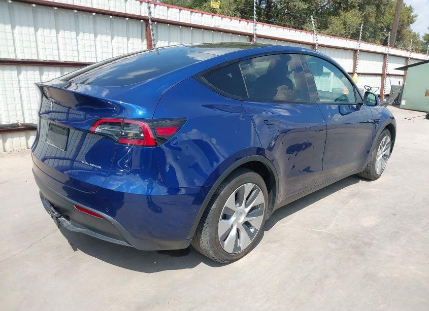 Photo 4 of 2021 Tesla Model Y LONG RANGE DUAL MOTOR ALL-WHEEL DRIVE (VIN 5YJYGDEE3MF300505)