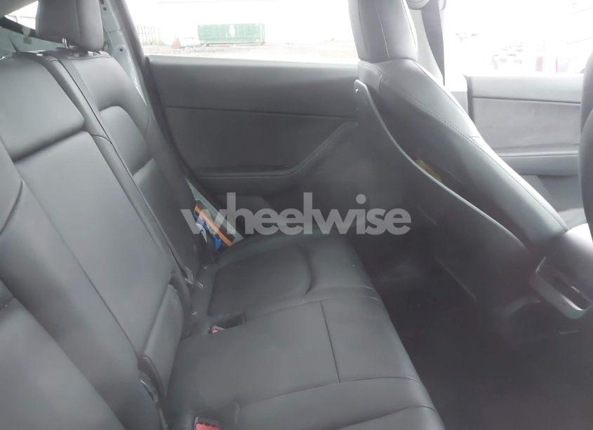 Photo 8 of 2020 Tesla Model Y LONG RANGE DUAL MOTOR ALL-WHEEL DRIVE (VIN 5YJYGDEE4LF016749)