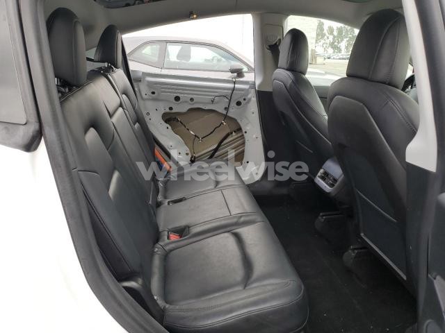 Photo 6 of 2020 TESLA MODEL Y (VIN 5YJYGDEE4LF017318)