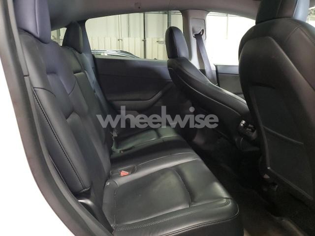 Photo 10 of 2020 TESLA MODEL Y (VIN 5YJYGDEE4LF030733)
