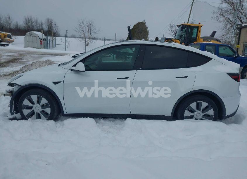 Photo 14 of 2020 Tesla Model Y LONG RANGE DUAL MOTOR ALL-WHEEL DRIVE (VIN 5YJYGDEE4LF045037)