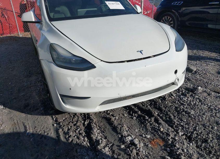 Photo 6 of 2021 Tesla Model Y LONG RANGE DUAL MOTOR ALL-WHEEL DRIVE (VIN 5YJYGDEE4MF076953)
