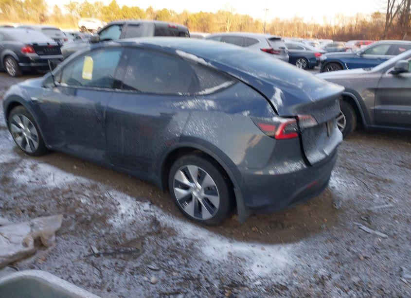 Photo 13 of 2021 Tesla Model Y LONG RANGE DUAL MOTOR ALL-WHEEL DRIVE (VIN 5YJYGDEE4MF142255)