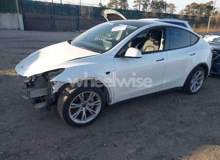 Photo 2 of 2021 Tesla Model Y LONG RANGE DUAL MOTOR ALL-WHEEL DRIVE (VIN 5YJYGDEE4MF200185)
