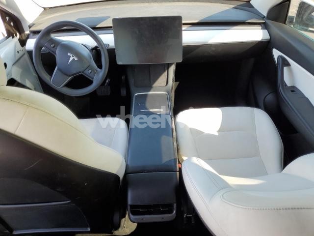 Photo 11 of 2021 TESLA MODEL Y (VIN 5YJYGDEE4MF210067)