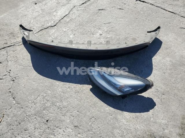 Photo 13 of 2021 TESLA MODEL Y (VIN 5YJYGDEE4MF210067)