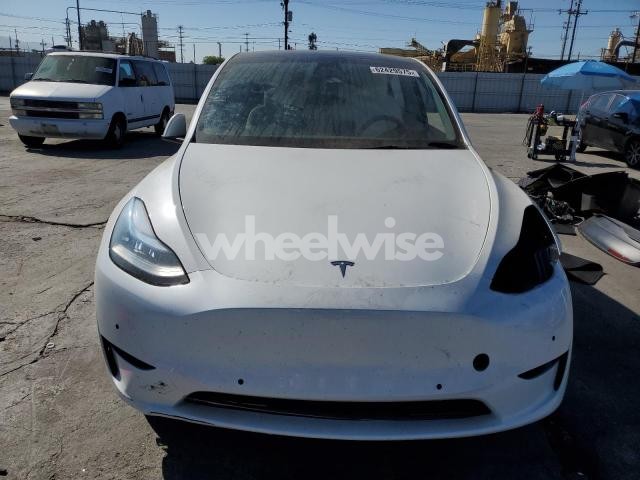 Photo 5 of 2021 TESLA MODEL Y (VIN 5YJYGDEE4MF210067)