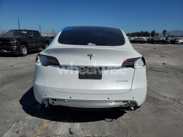 Photo 6 of 2021 TESLA MODEL Y (VIN 5YJYGDEE4MF210067)