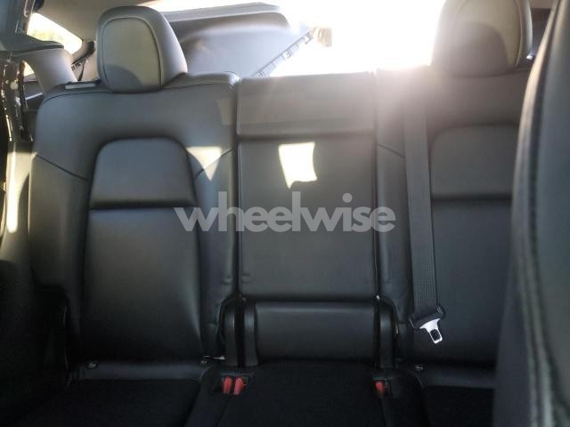 Photo 12 of 2021 TESLA MODEL Y (VIN 5YJYGDEE4MF253999)