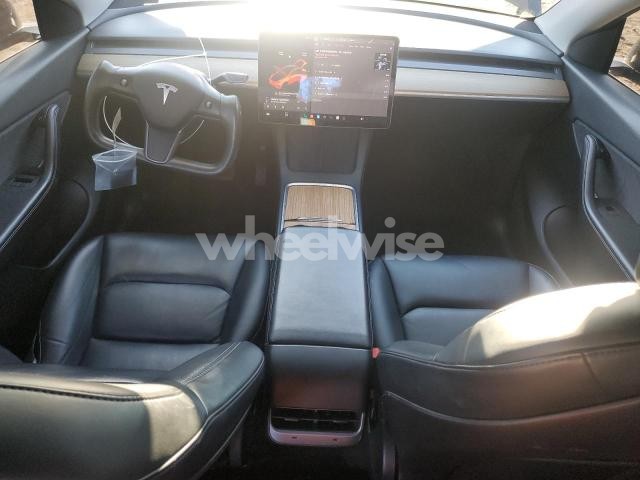 Photo 6 of 2021 TESLA MODEL Y (VIN 5YJYGDEE4MF253999)