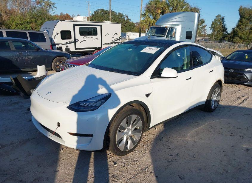 Photo 2 of 2021 Tesla Model Y LONG RANGE DUAL MOTOR ALL-WHEEL DRIVE (VIN 5YJYGDEE4MF259589)