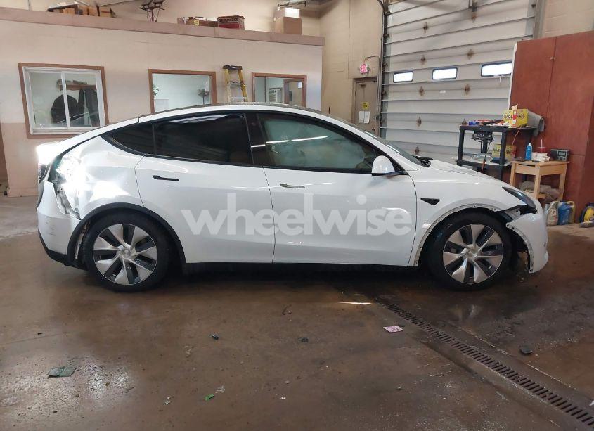 Photo 12 of 2020 Tesla Model Y LONG RANGE DUAL MOTOR ALL-WHEEL DRIVE (VIN 5YJYGDEE5LF043801)