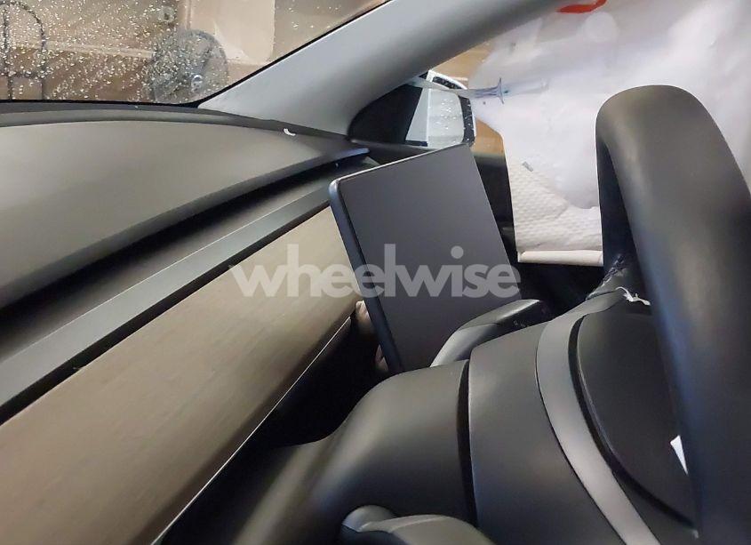 Photo 14 of 2020 Tesla Model Y LONG RANGE DUAL MOTOR ALL-WHEEL DRIVE (VIN 5YJYGDEE5LF043801)