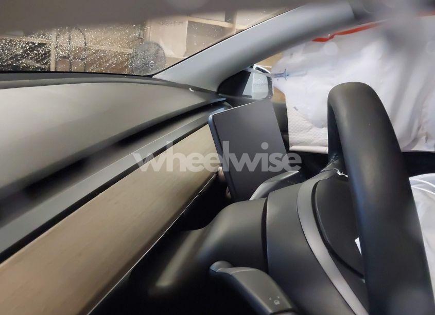 Photo 17 of 2020 Tesla Model Y LONG RANGE DUAL MOTOR ALL-WHEEL DRIVE (VIN 5YJYGDEE5LF043801)