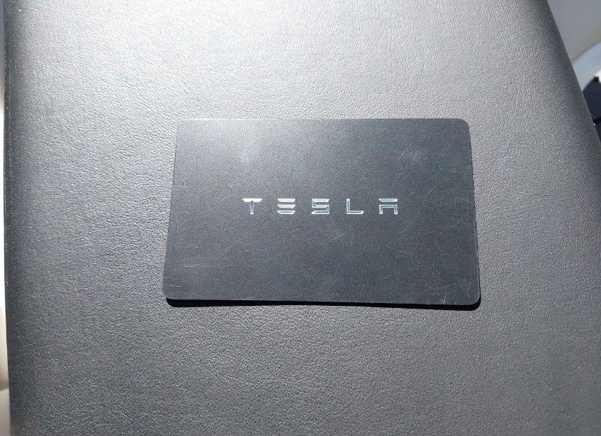 Photo 11 of 2020 Tesla Model Y LONG RANGE DUAL MOTOR ALL-WHEEL DRIVE (VIN 5YJYGDEE5LF049713)