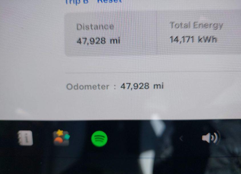 Photo 16 of 2020 Tesla Model Y LONG RANGE DUAL MOTOR ALL-WHEEL DRIVE (VIN 5YJYGDEE5LF049713)