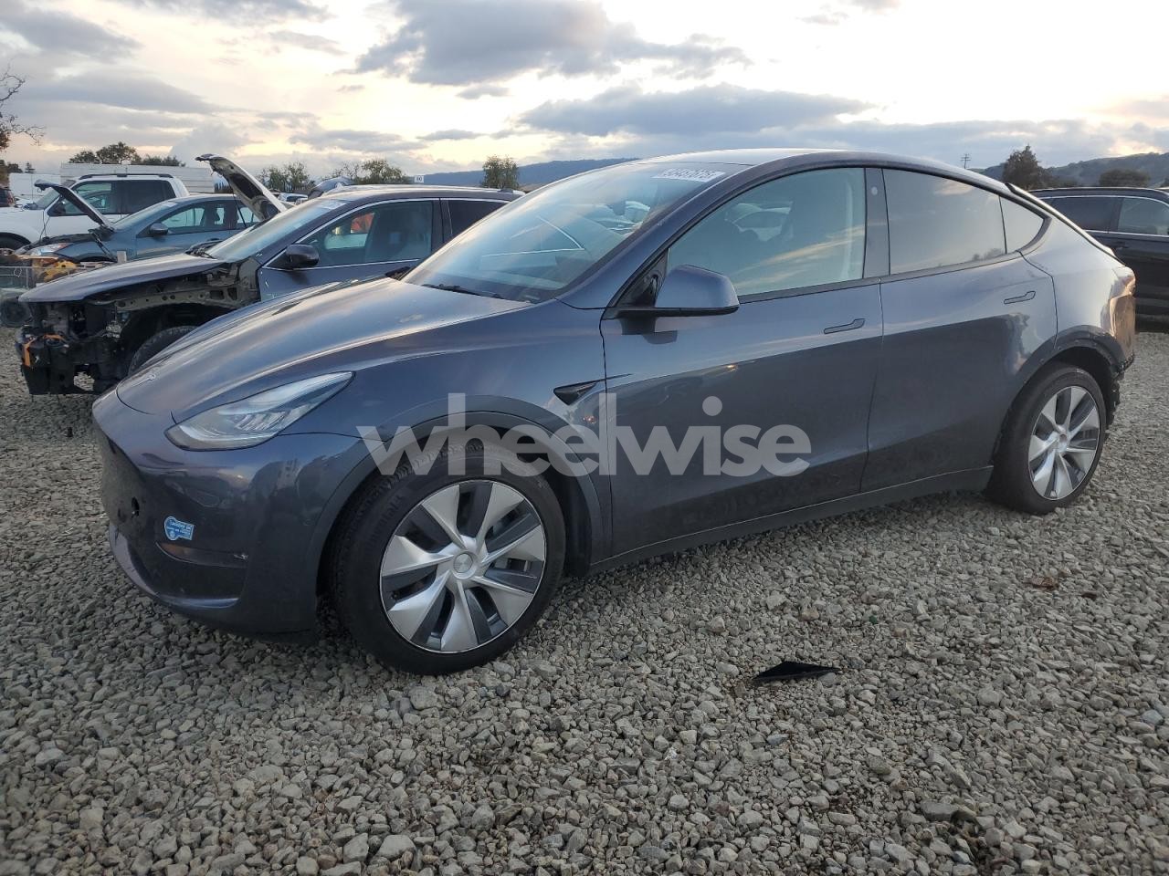 2021 TESLA MODEL Y (VIN 5YJYGDEE5MF093714) main photo