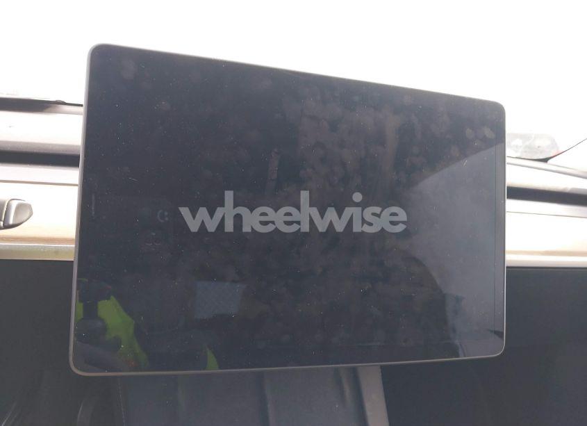 Photo 16 of 2021 Tesla Model Y LONG RANGE DUAL MOTOR ALL-WHEEL DRIVE (VIN 5YJYGDEE5MF125626)