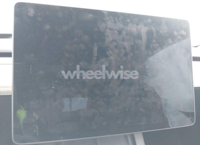 Photo 17 of 2021 Tesla Model Y LONG RANGE DUAL MOTOR ALL-WHEEL DRIVE (VIN 5YJYGDEE5MF125626)