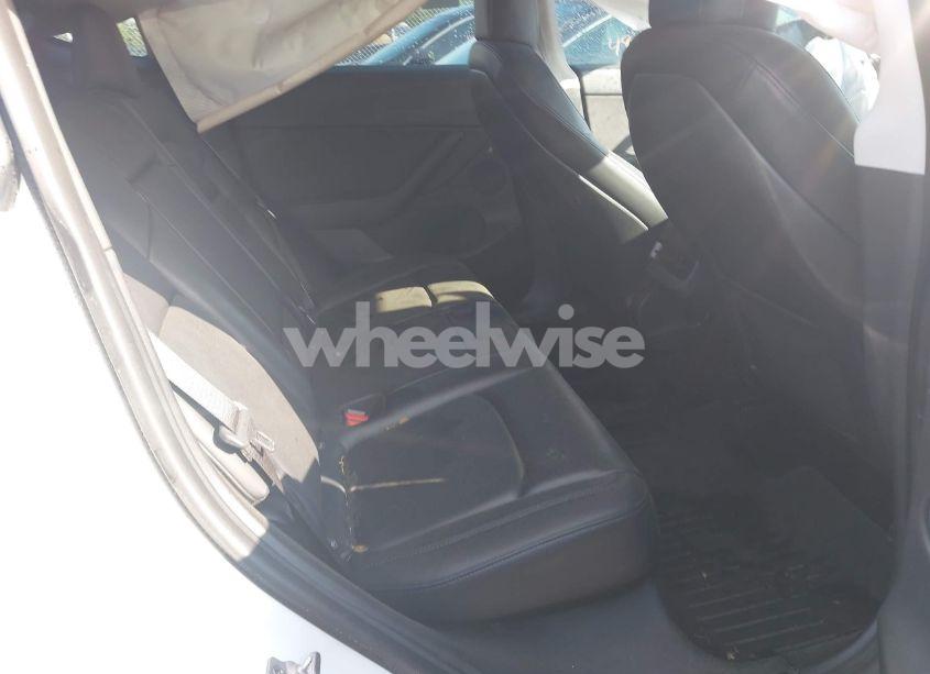 Photo 8 of 2021 Tesla Model Y LONG RANGE DUAL MOTOR ALL-WHEEL DRIVE (VIN 5YJYGDEE5MF184000)