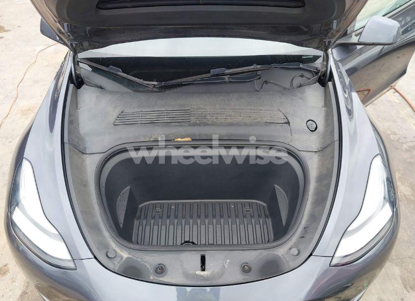 Photo 10 of 2021 Tesla Model Y LONG RANGE DUAL MOTOR ALL-WHEEL DRIVE (VIN 5YJYGDEE5MF199919)