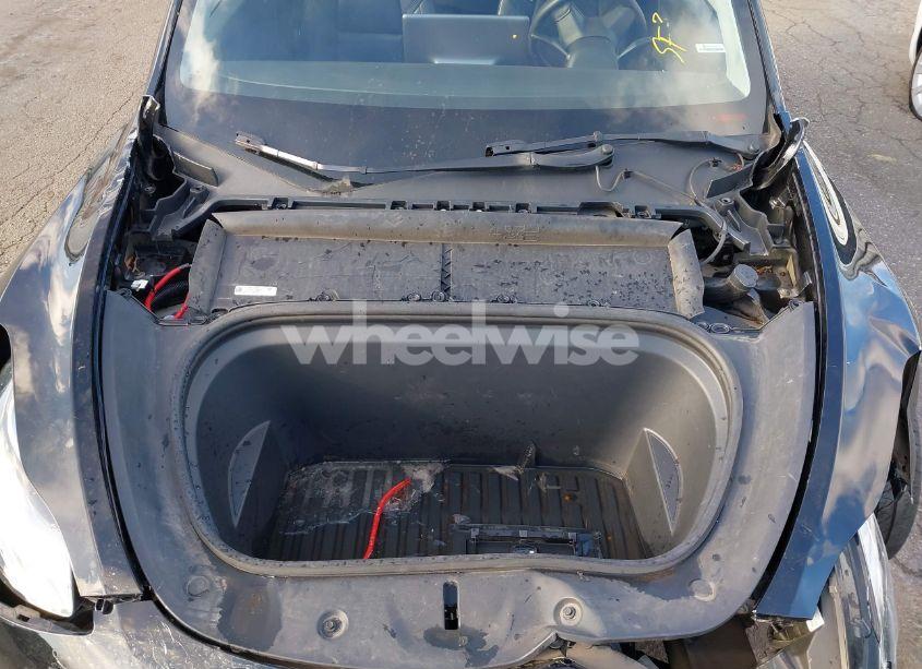 Photo 10 of 2021 Tesla Model Y LONG RANGE DUAL MOTOR ALL-WHEEL DRIVE (VIN 5YJYGDEE5MF232837)