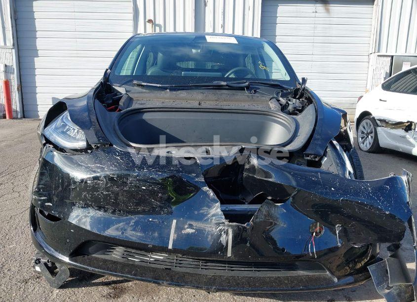 Photo 12 of 2021 Tesla Model Y LONG RANGE DUAL MOTOR ALL-WHEEL DRIVE (VIN 5YJYGDEE5MF232837)