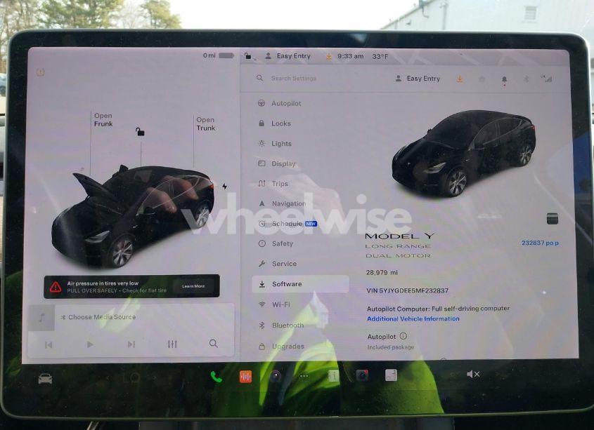 Photo 15 of 2021 Tesla Model Y LONG RANGE DUAL MOTOR ALL-WHEEL DRIVE (VIN 5YJYGDEE5MF232837)