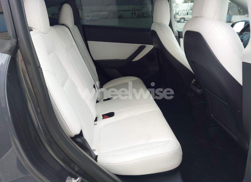 Photo 8 of 2021 Tesla Model Y LONG RANGE DUAL MOTOR ALL-WHEEL DRIVE (VIN 5YJYGDEE5MF240579)