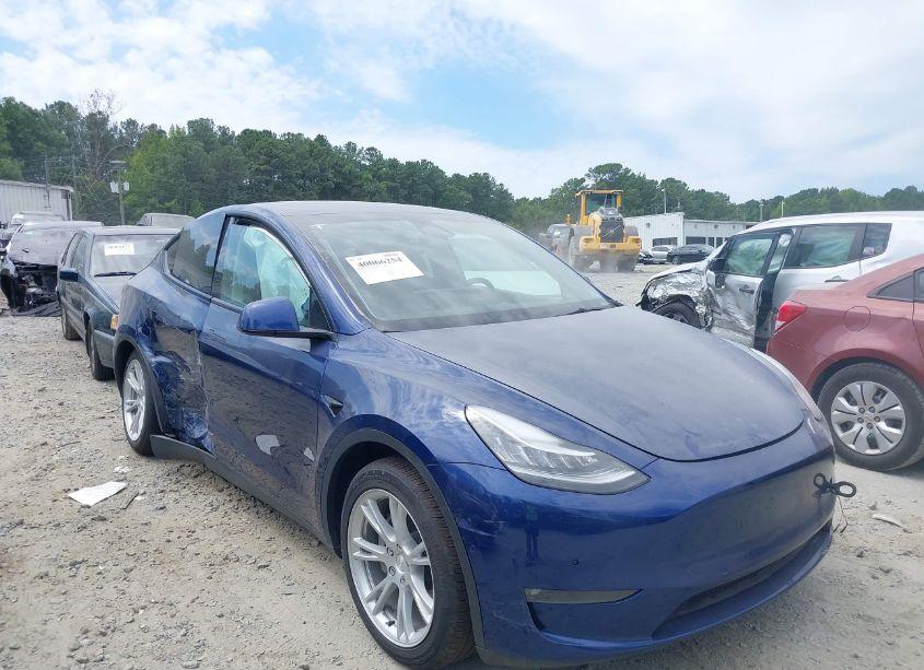 Photo 12 of 2021 Tesla Model Y LONG RANGE DUAL MOTOR ALL-WHEEL DRIVE (VIN 5YJYGDEE5MF280239)