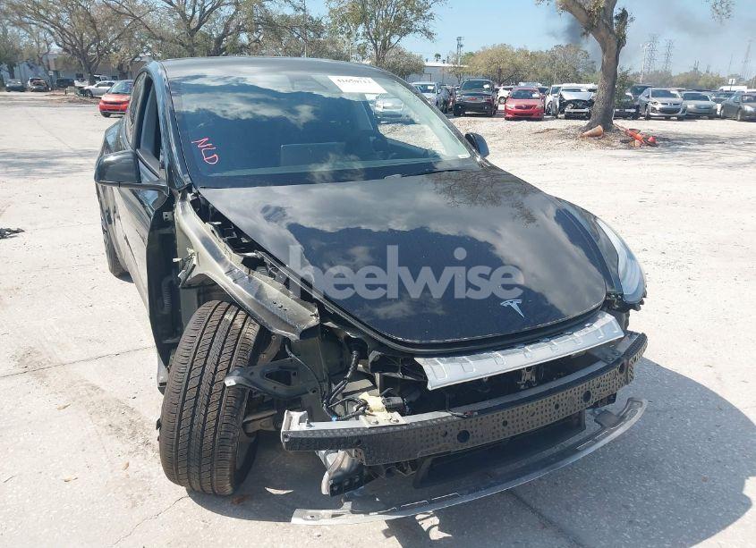 Photo 6 of 2021 Tesla Model Y LONG RANGE DUAL MOTOR ALL-WHEEL DRIVE (VIN 5YJYGDEE5MF286199)