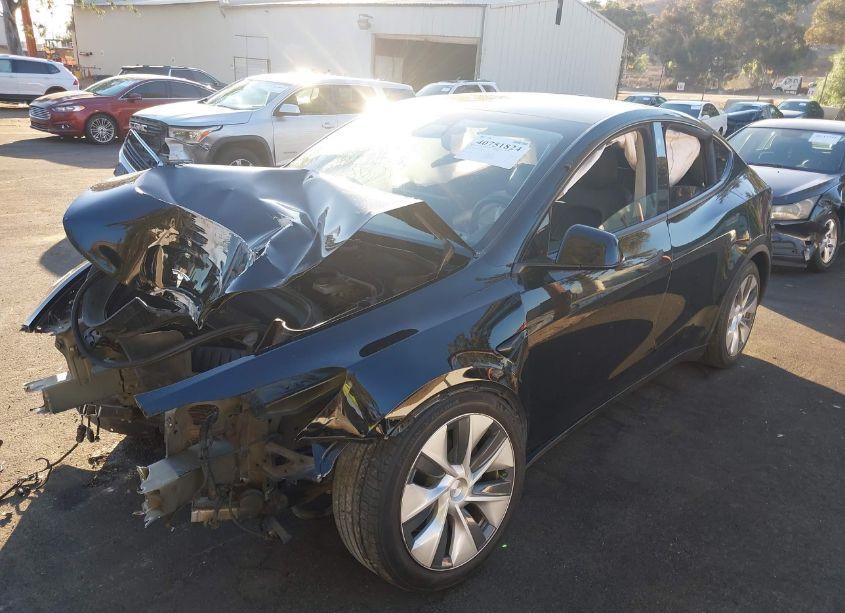 Photo 2 of 2021 Tesla Model Y LONG RANGE DUAL MOTOR ALL-WHEEL DRIVE (VIN 5YJYGDEE6MF087257)