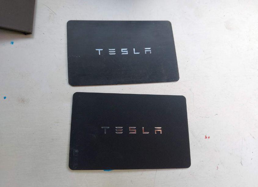 Photo 11 of 2021 Tesla Model Y LONG RANGE DUAL MOTOR ALL-WHEEL DRIVE (VIN 5YJYGDEE6MF091762)