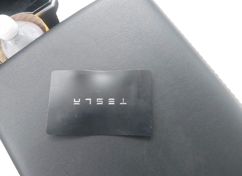 Photo 11 of 2021 Tesla Model Y LONG RANGE DUAL MOTOR ALL-WHEEL DRIVE (VIN 5YJYGDEE6MF102873)