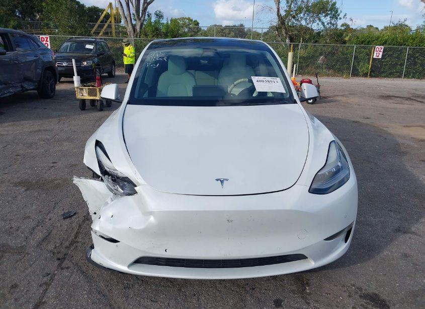Photo 12 of 2021 Tesla Model Y LONG RANGE DUAL MOTOR ALL-WHEEL DRIVE (VIN 5YJYGDEE6MF102873)