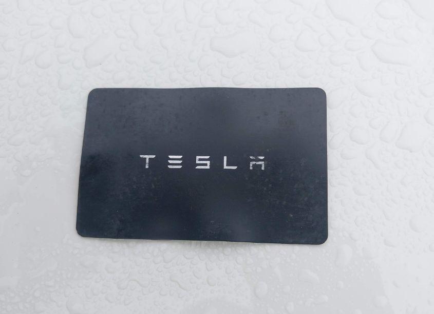 Photo 11 of 2021 Tesla Model Y LONG RANGE DUAL MOTOR ALL-WHEEL DRIVE (VIN 5YJYGDEE6MF239697)