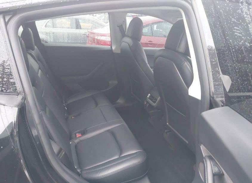 Photo 8 of 2021 Tesla Model Y LONG RANGE DUAL MOTOR ALL-WHEEL DRIVE (VIN 5YJYGDEE6MF239697)