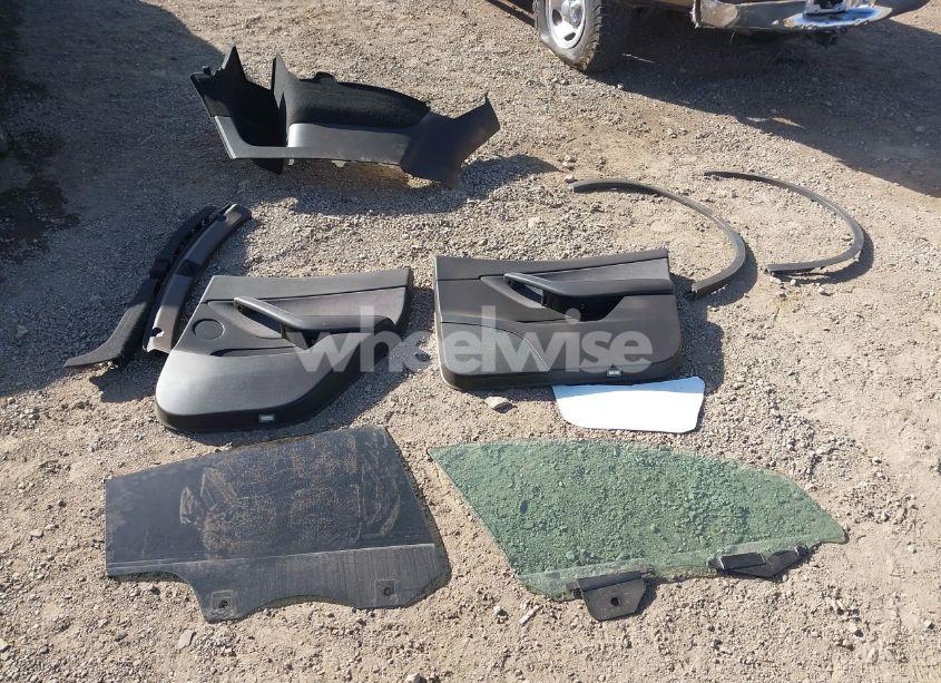 Photo 12 of 2021 Tesla Model Y LONG RANGE DUAL MOTOR ALL-WHEEL DRIVE (VIN 5YJYGDEE6MF281206)