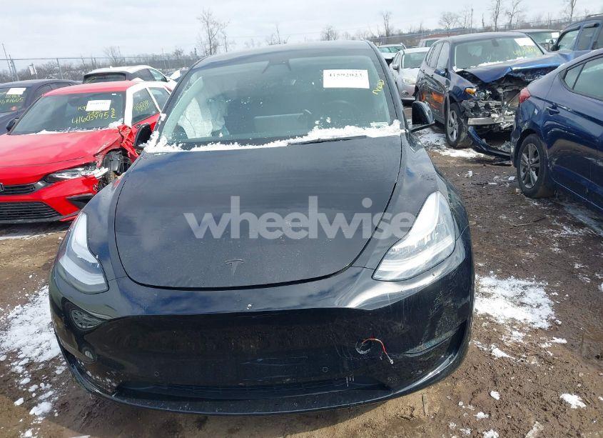 Photo 12 of 2021 Tesla Model Y LONG RANGE DUAL MOTOR ALL-WHEEL DRIVE (VIN 5YJYGDEE6MF285336)