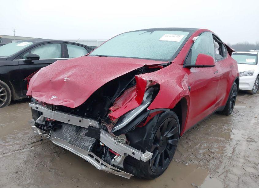 Photo 2 of 2021 Tesla Model Y LONG RANGE DUAL MOTOR ALL-WHEEL DRIVE (VIN 5YJYGDEE6MF300014)