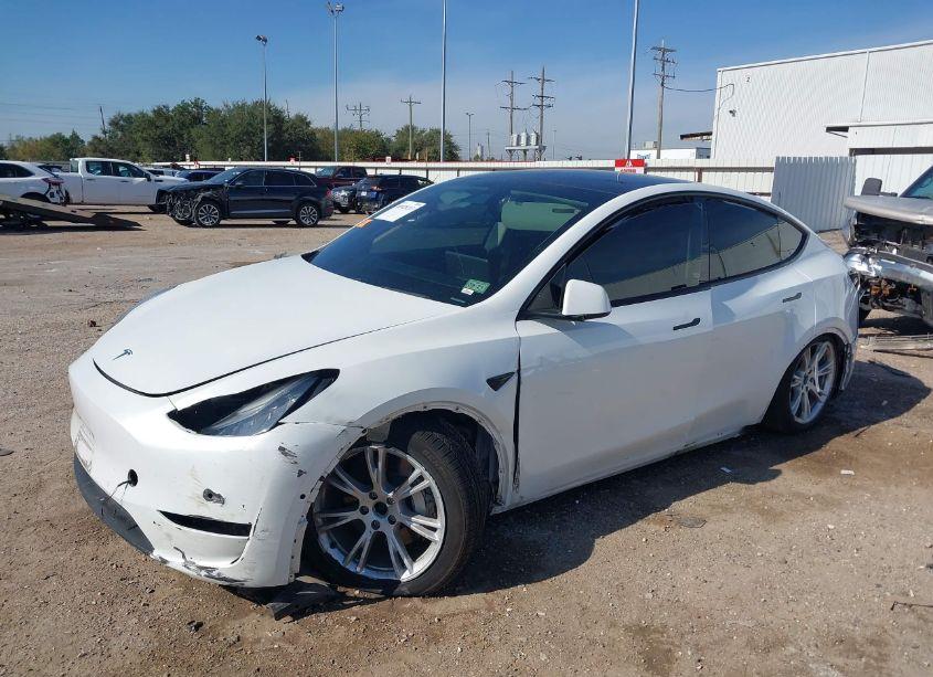 Photo 2 of 2020 Tesla Model Y LONG RANGE DUAL MOTOR ALL-WHEEL DRIVE (VIN 5YJYGDEE7LF028328)