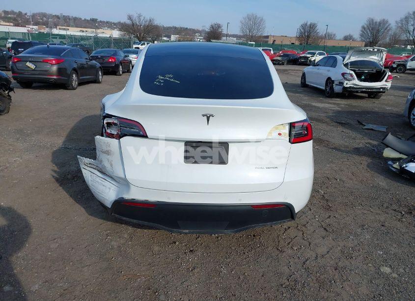 Photo 17 of 2020 Tesla Model Y LONG RANGE DUAL MOTOR ALL-WHEEL DRIVE (VIN 5YJYGDEE7LF047204)
