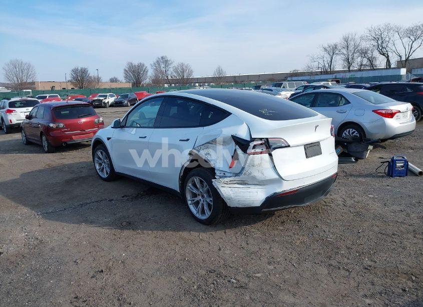 Photo 3 of 2020 Tesla Model Y LONG RANGE DUAL MOTOR ALL-WHEEL DRIVE (VIN 5YJYGDEE7LF047204)
