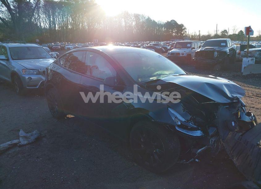 Photo 12 of 2021 Tesla Model Y LONG RANGE DUAL MOTOR ALL-WHEEL DRIVE (VIN 5YJYGDEE7MF077983)